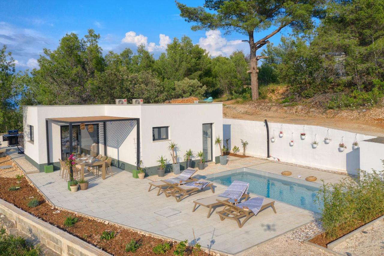 Holiday House Sunset Haven Estate Sutivan Dış mekan fotoğraf