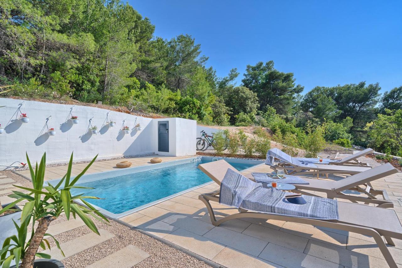 Holiday House Sunset Haven Estate Sutivan Dış mekan fotoğraf