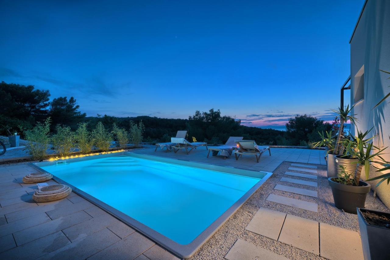 Holiday House Sunset Haven Estate Sutivan Dış mekan fotoğraf
